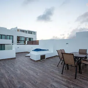 Paraiso Magico Suites Apartamento Playa del Carmen