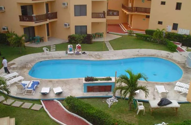 Imperial Las Perlas Cancun 3*,